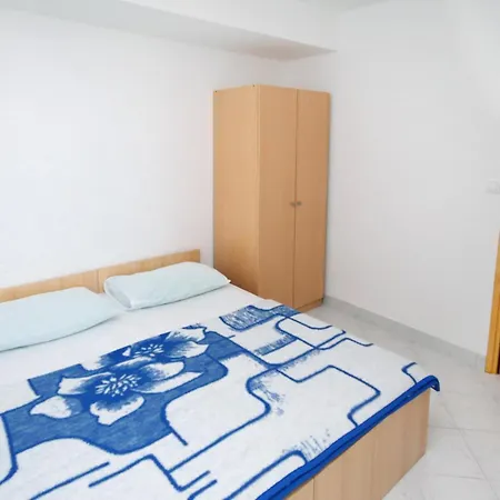 With A Parking Space Mimice, Omis - 5251 Apartament *